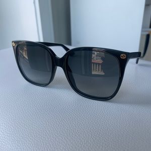 Oversized Gucci Sunglasses